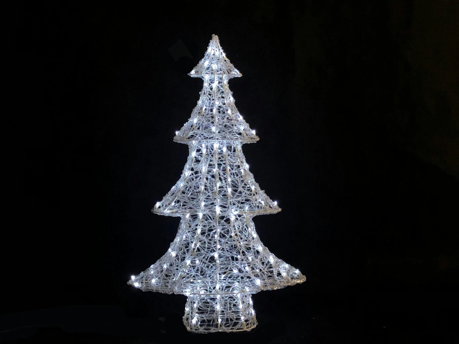 Tarrington House Acryl-Weihnachtsbaum, Kupfer/ PVC, 85 X 25 X 150 Cm, 160 LED, 3.6 W, Kaltweiß 1 Tarrington House Acryl-Weihnachtsbaum, Kupfer/ PVC, 85 X 25 X 150 Cm, 160 LED, 3.6 W, Kaltweiß