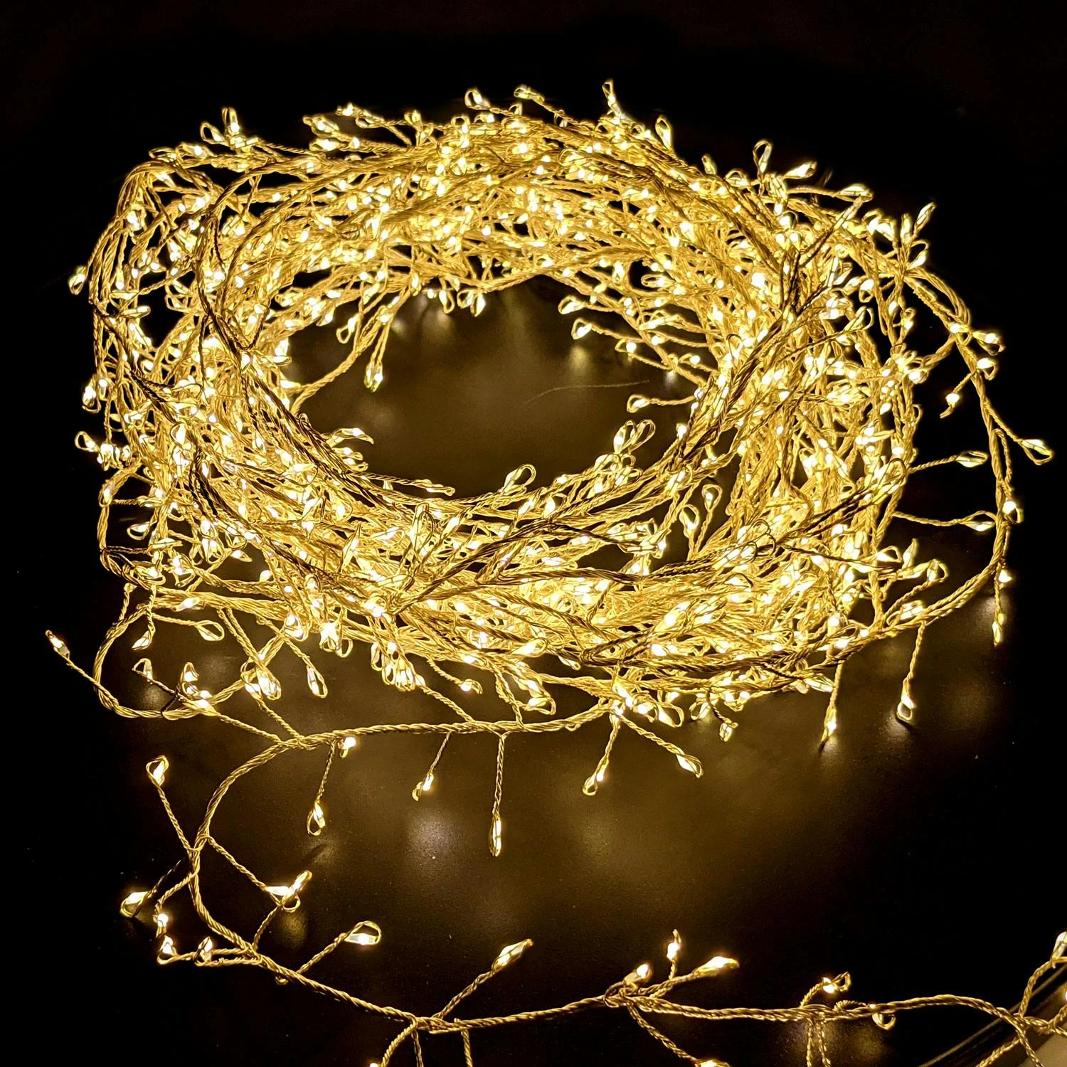 Cluster-Lichterkette 480 LED-Lichter Warmweiß / 48m / In-& Outdoor / 8 Effekte 5 Cluster-Lichterkette 480 LED-Lichter Warmweiß / 48m / In-& Outdoor / 8 Effekte – Bild 5