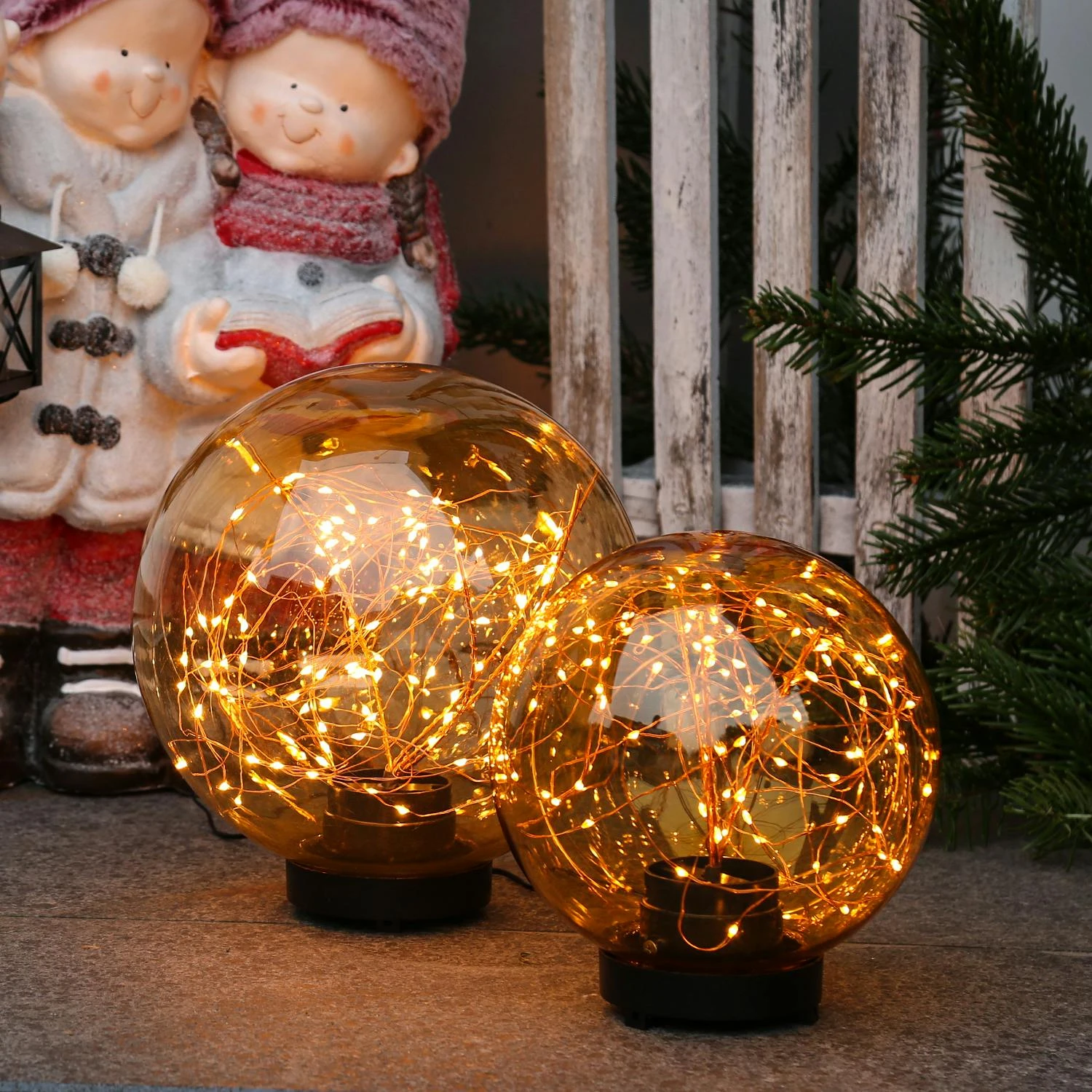 LED Kugel Mit Drahtlichterkette Gartenleuchte Stehend 80LED Amber 20cm Für Außen 7 LED Kugel Mit Drahtlichterkette Gartenleuchte Stehend 80LED Amber 20cm Für Außen – Bild 7