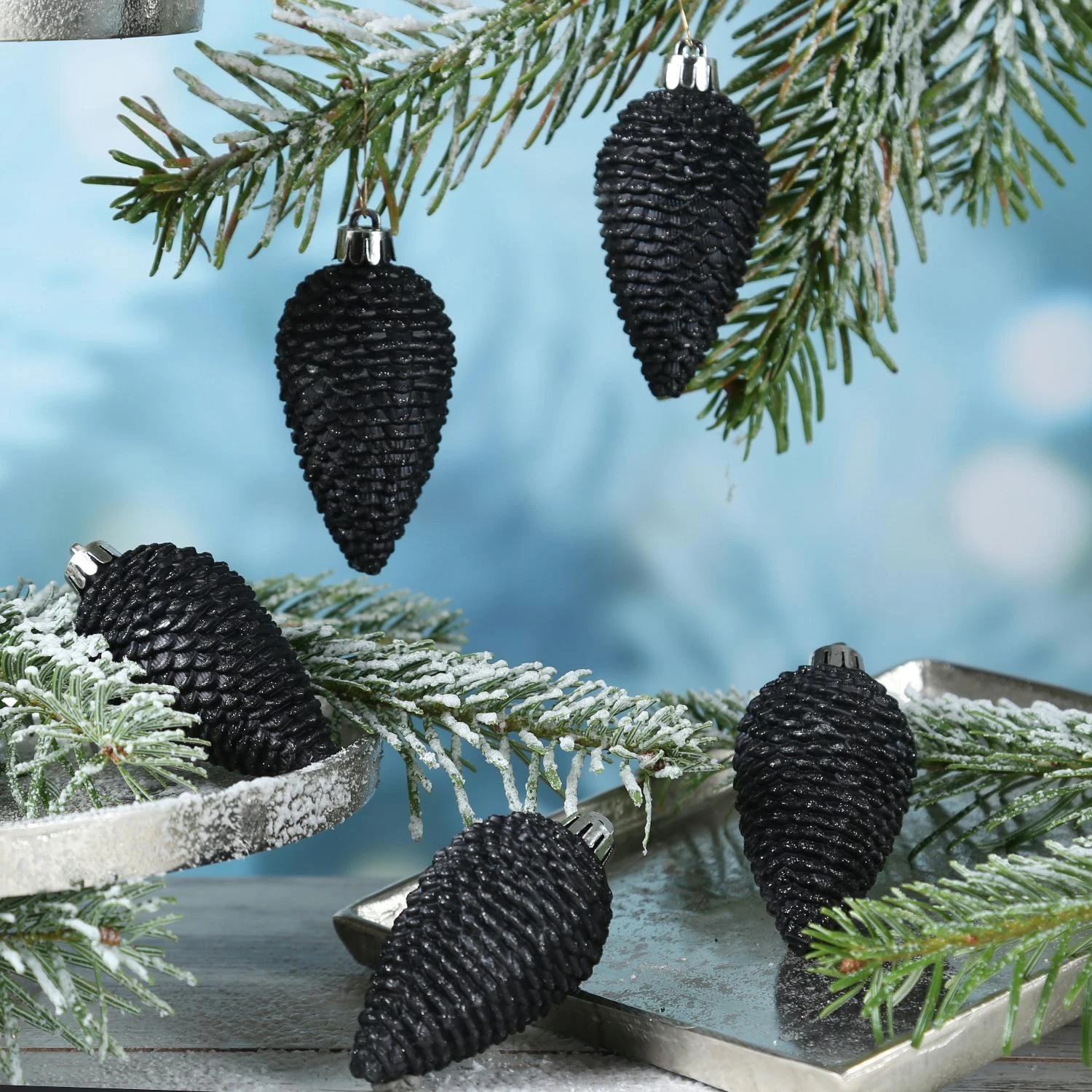 Christbaumschmuck Baumschmuck Tannenzapfen Bruchfest Glitzernd 8cm Schwarz 6St. 7 Christbaumschmuck Baumschmuck Tannenzapfen Bruchfest Glitzernd 8cm Schwarz 6St. – Bild 7