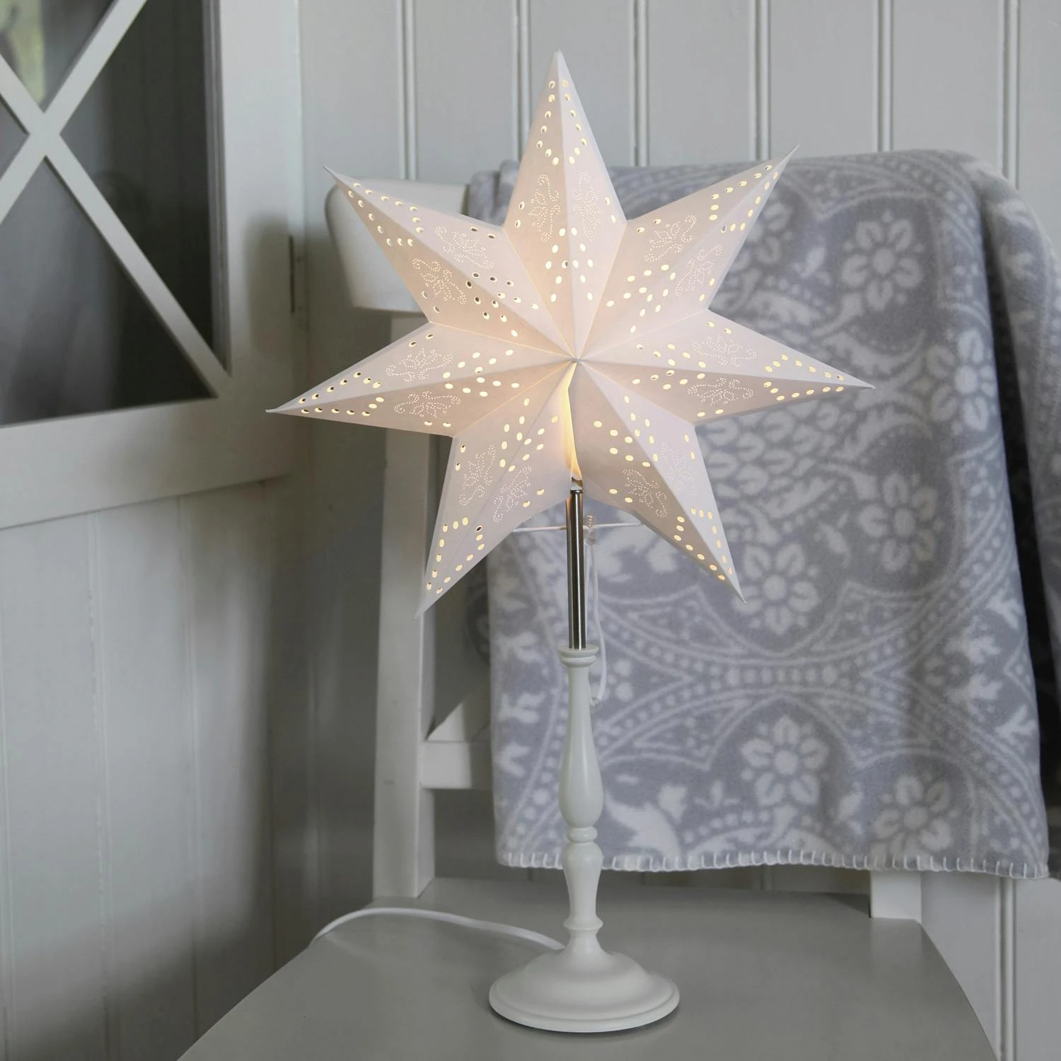 Papierstern Weihnachtsstern Romantic Stehend 7-zackig D: 35cm E14 Mit Kabel Weiß 7 Papierstern Weihnachtsstern Romantic Stehend 7-zackig D: 35cm E14 Mit Kabel Weiß – Bild 7