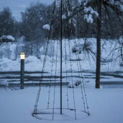 LED Lichterbaum Mit Sternspitze Weihnachtsbaum Tannenbaum Funkelnd 2,1m F. Außen -VIDAXL Store f49b68ed ee8c 48e2 a176 0b78af0d3d5e